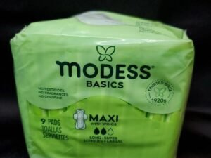 Modess Basics Maxi Pads with Wings